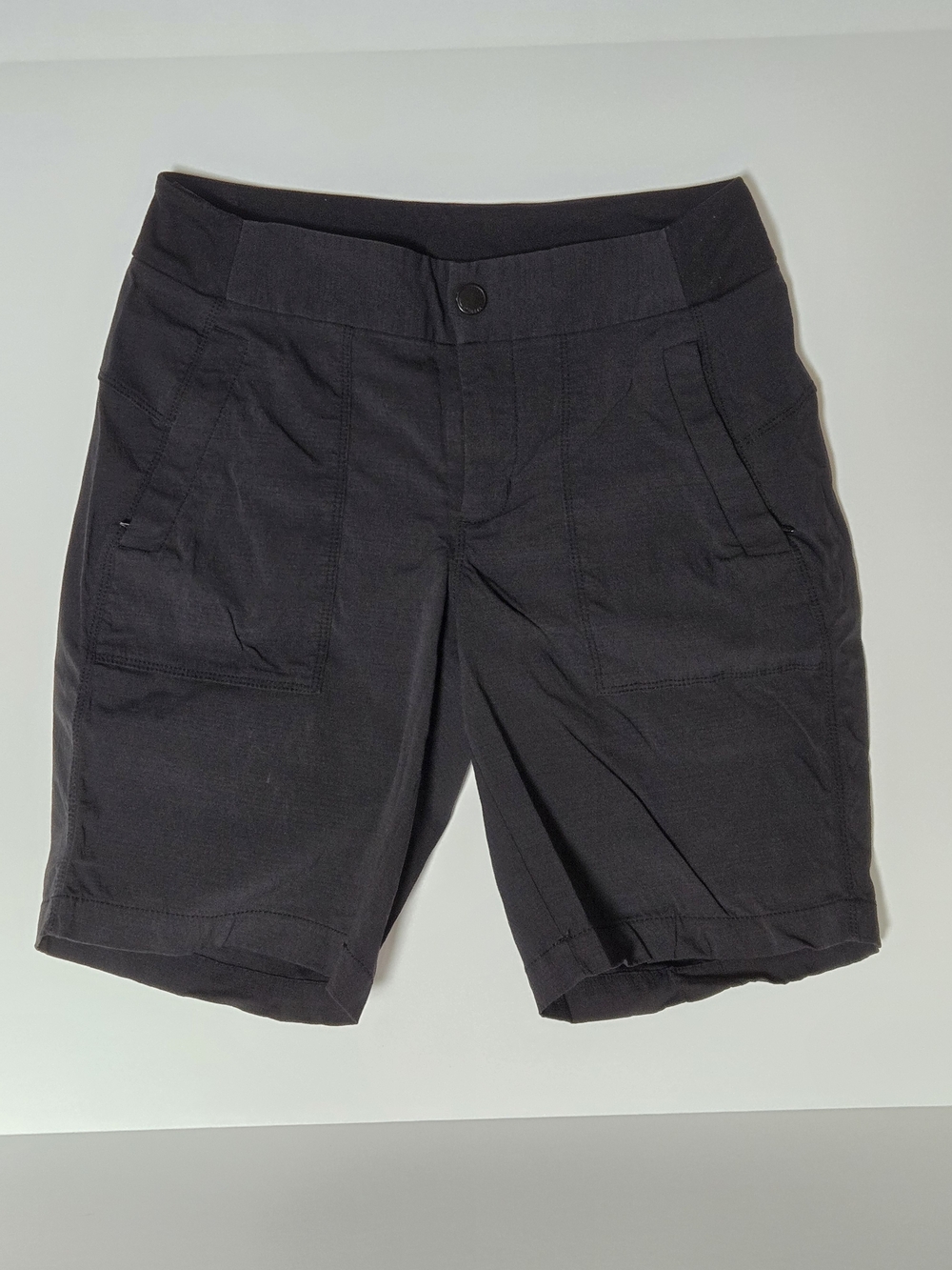 Women's Black Athleta Trekkie  Shorts Size 2